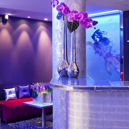 فندق إيه تي إن باريس